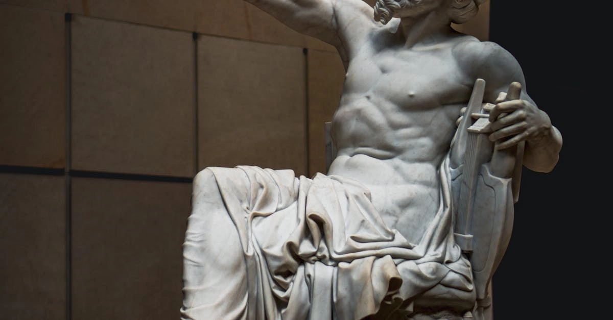 Мифологическое творчество с образами Зевса и Аида в арт-проектах